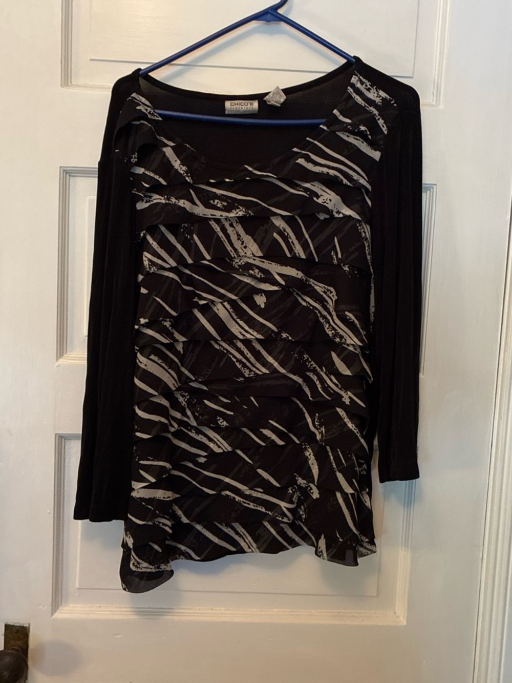 Chico's Black & Gray Layered Ruffle Front Long-Sleeve Top